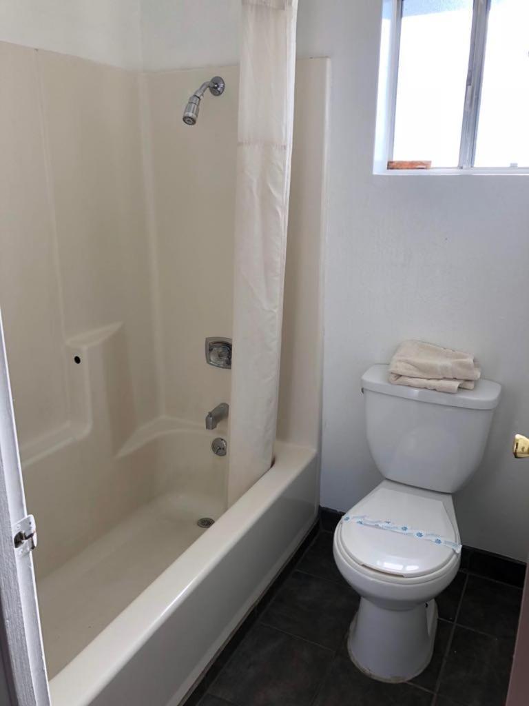 Kelseyville Motel Zewnętrze zdjęcie
