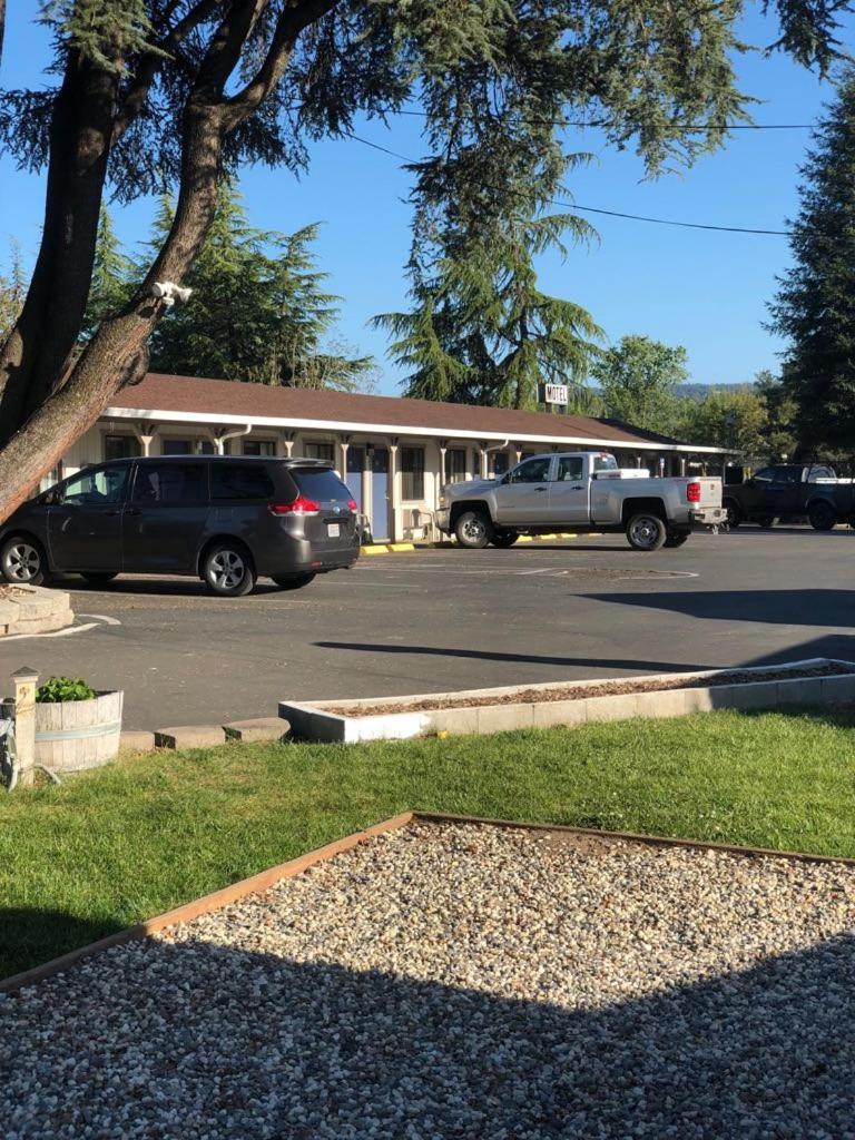 Kelseyville Motel Zewnętrze zdjęcie